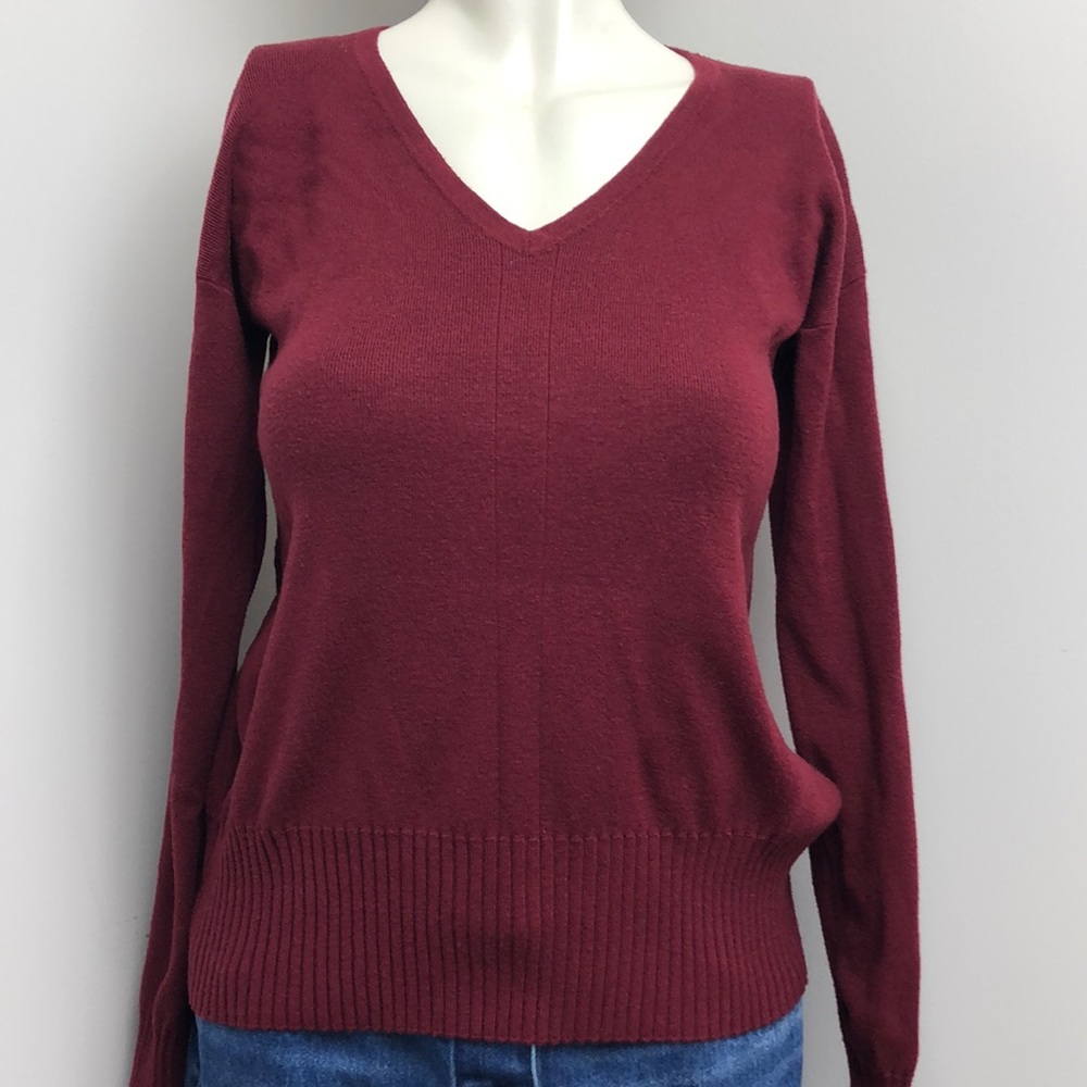 Bench Burgundy Red V-Neck Knit Pullover Sweater Size M